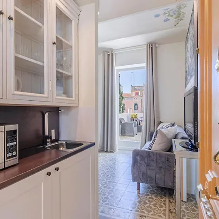 Villa Luxury Next To The